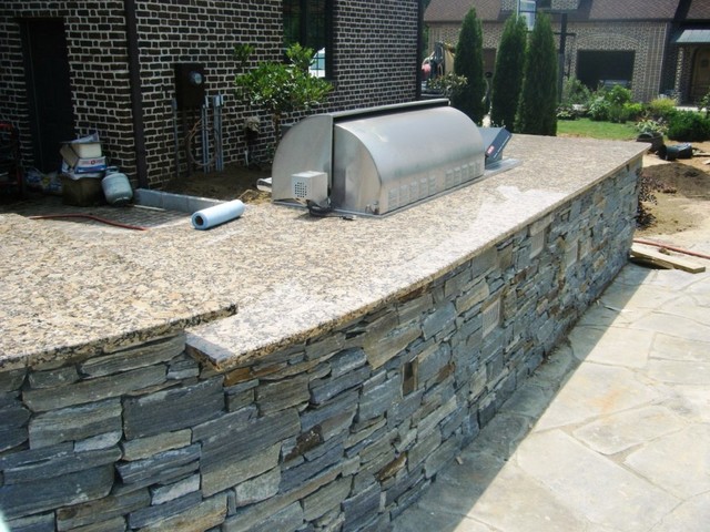 Add Natural Stone to Your Outdoor Kitchen