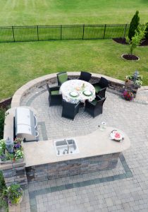 Granite Bar Top for Your Outdoor Kitchen