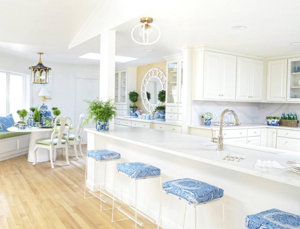 How to Design a Kitchen that Looks Like a Vacation All Year Long