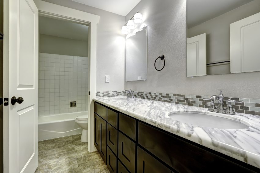 The Benefits of Choosing Granite Countertops for a Bathroom Remodel